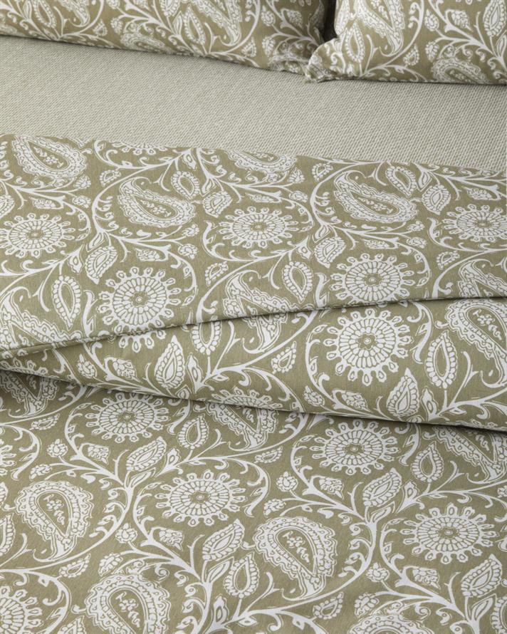 Ethnic Charm Kolay Ütülenir Çift Kişilik Nevresim Takımı 200x220 cm Yağ Yeşili