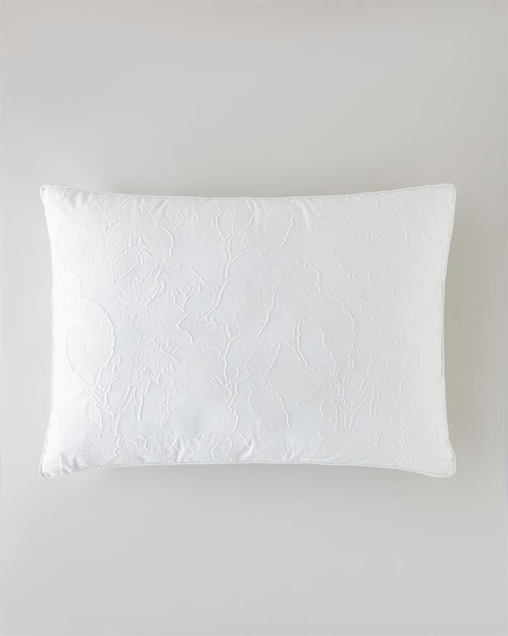 Fleur 3D Jakarlı Yastık 50x70 cm Beyaz