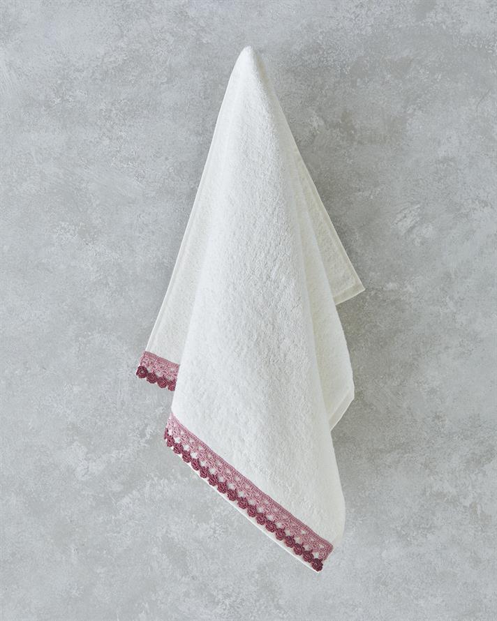 Flower Line Pamuklu Kroşeli Yüz Havlusu 50x80 cm Ekru - Pembe