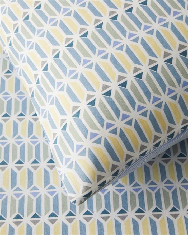 Geo Harmony Kolay Ütülenir Çift Kişilik Çarşaflı Nevresim Takımı 200x220 cm Mavi-Sarı