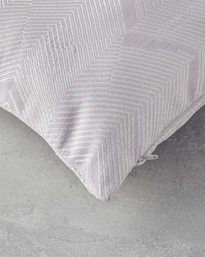 Gina Jakarlı Dekoratif Kırlent Mürdüm