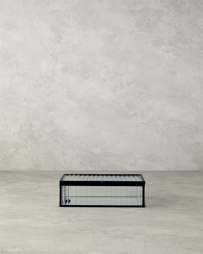 Glamour Cam Dekoratif Kutu Siyah