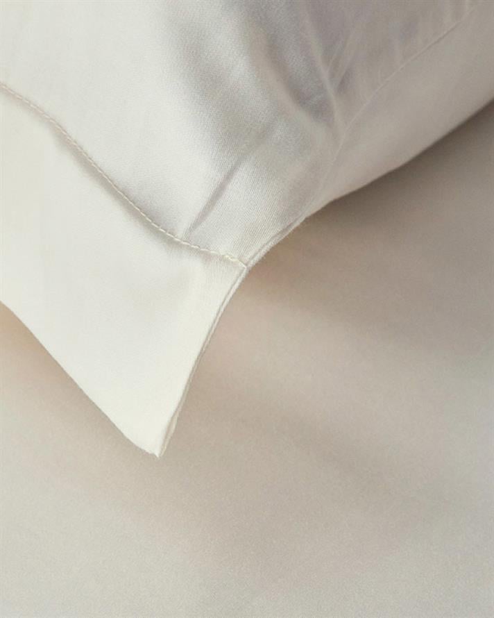 Glorious İpek Çift Kişilik Çarşaflı Nevresim Takımı Beyaz