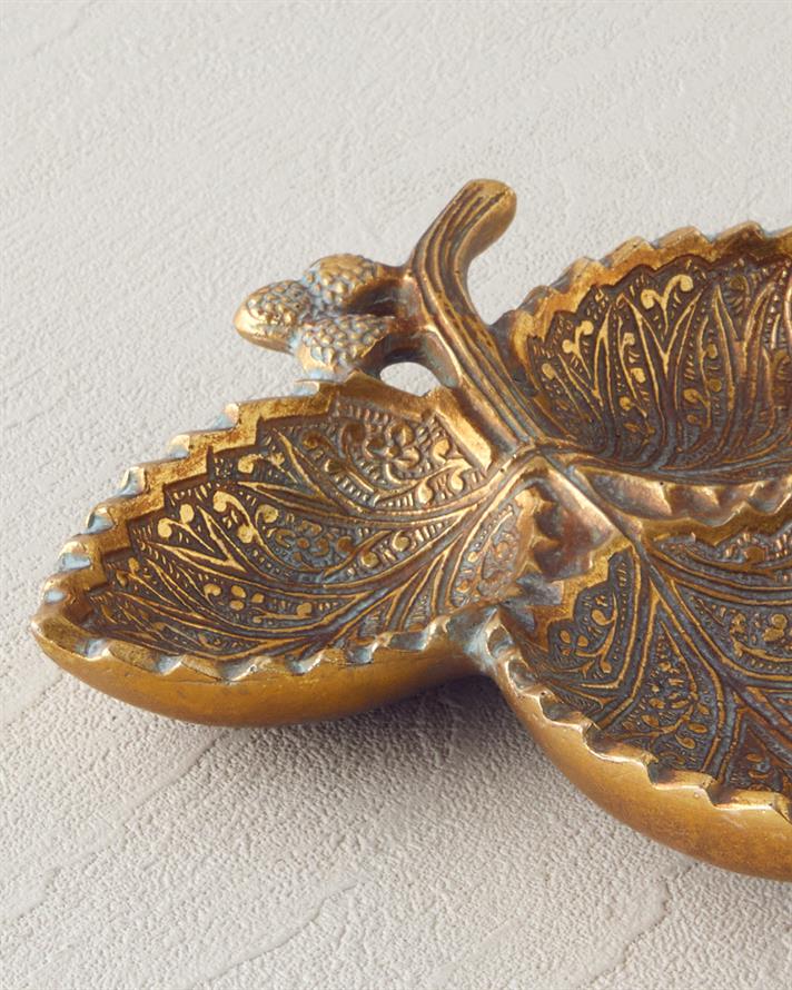 Grön Dekoratif Tepsi 17x16,3x3 cm Gold