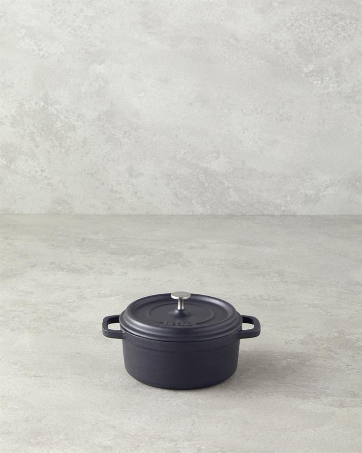 Hecha Demir Döküm Mini Tencere Siyah