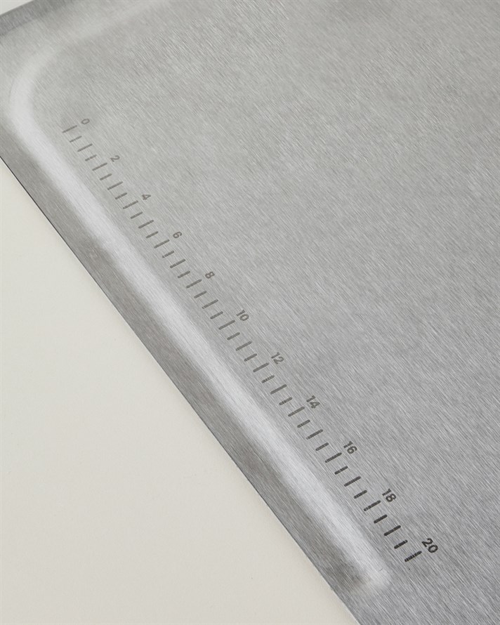 Hecha Master Cut Paslanmaz Çelik Kesme Tahtası 34,5x22,2 cm Siyah