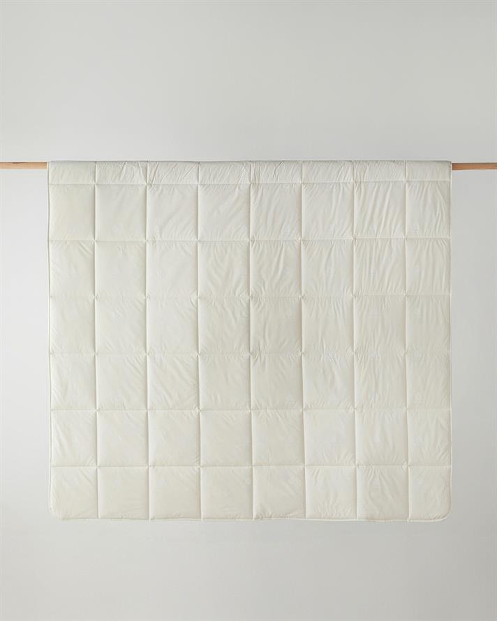 Layna Yıkanabilir Yün Çift Kişilik Yorgan 195x215 cm Krem