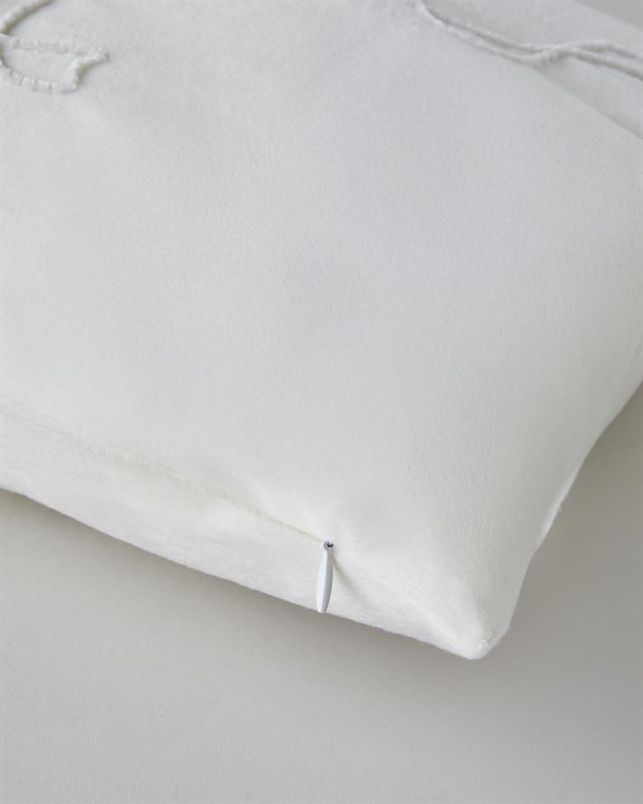 Lea Dolgulu Kırlent 35x55 cm Ekru