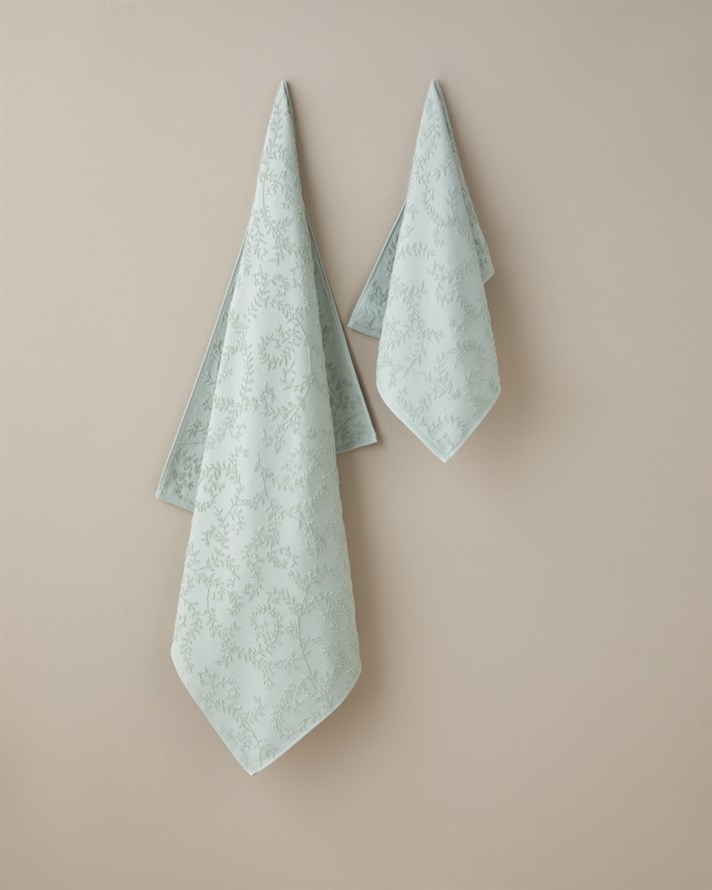 Leafy Touch Pamuk Jakarlı Banyo Havlusu 90x150 cm Yeşil