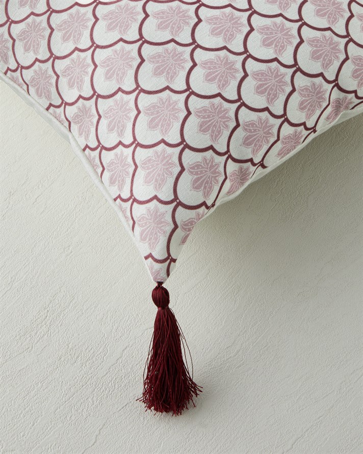 Liora Dolgulu Kırlent 35x50 cm Pembe