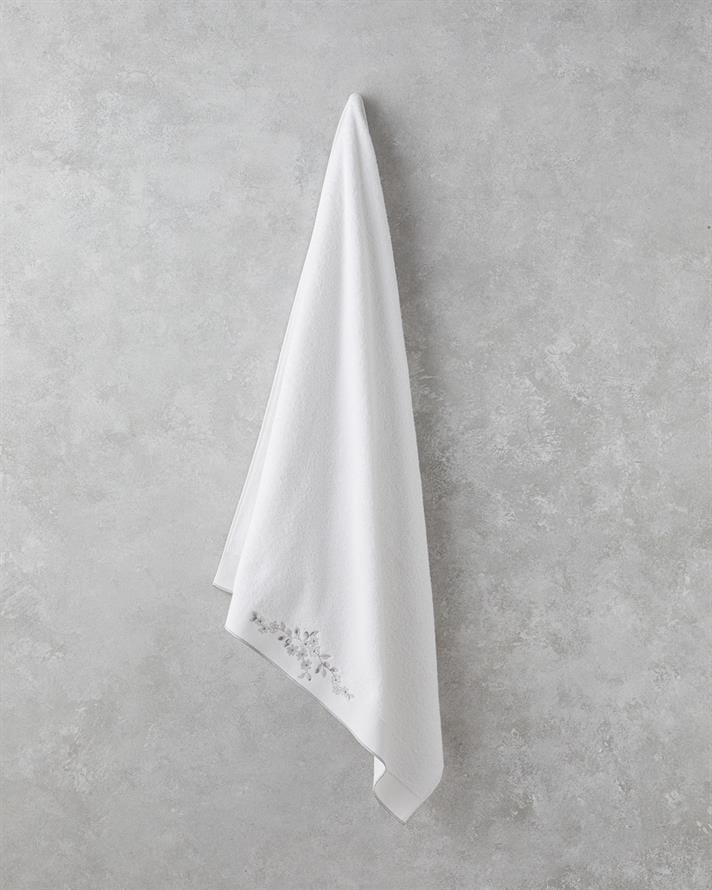 Lisa Pamuklu Nakışlı Banyo Havlusu 90x150 cm Beyaz