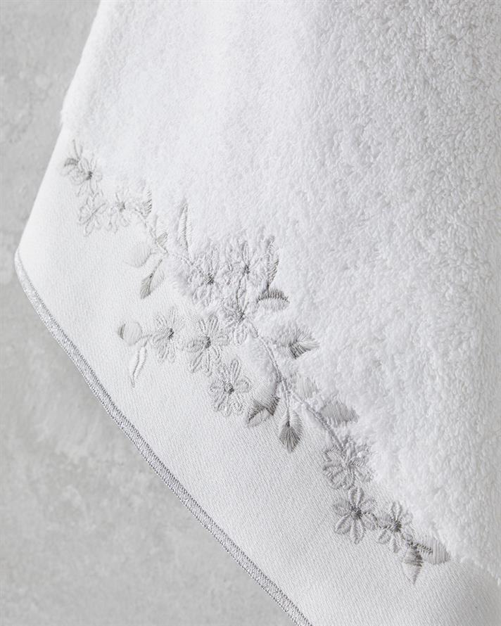 Lisa Pamuklu Nakışlı Yüz Havlusu 50x90 cm Beyaz