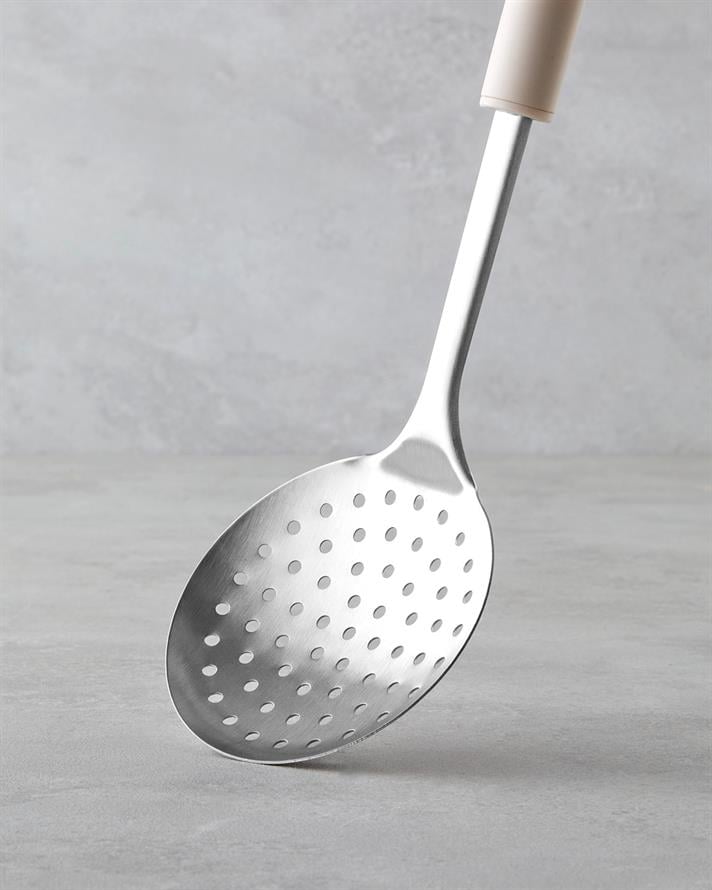 Maisy Paslanmaz Çelik Kevgır 33 cm Krem