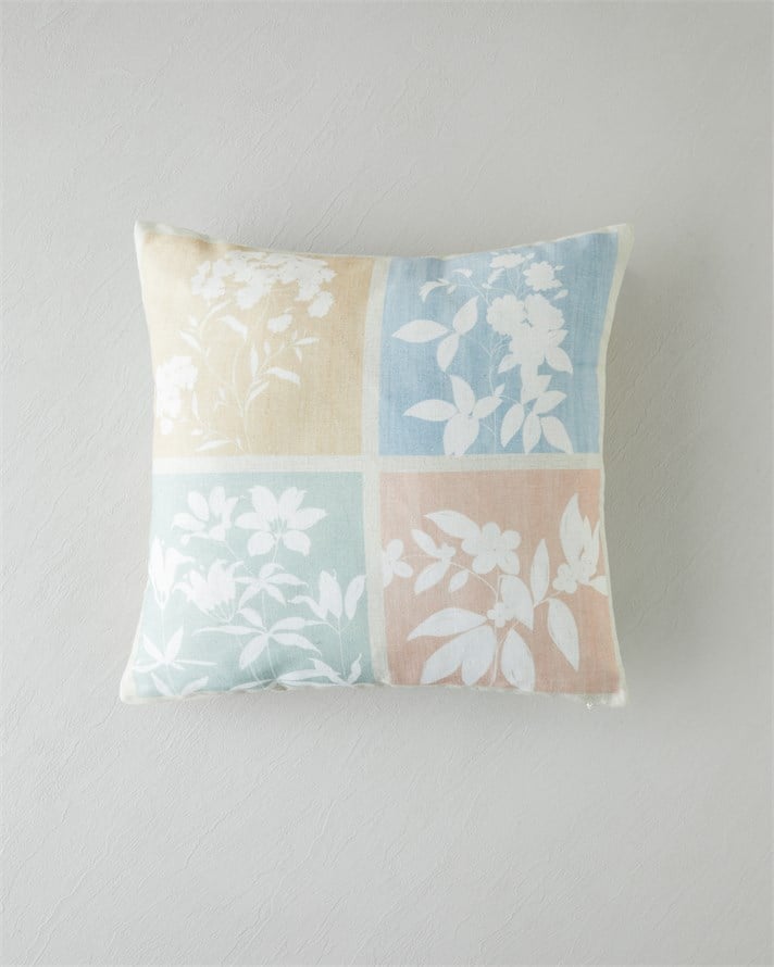 Mix Flowers Dolgulu Kırlent 45x45 cm Multicolor