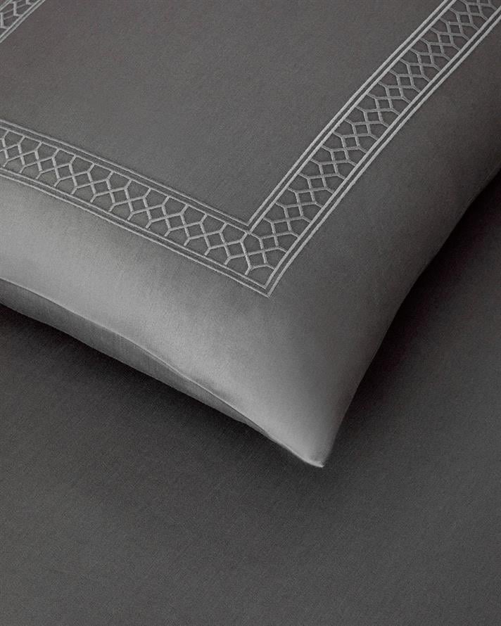 Modello Pamuk Saten Nakışlı Çift Kişilik Nevresim Takımı 200x220 cm Antrasit