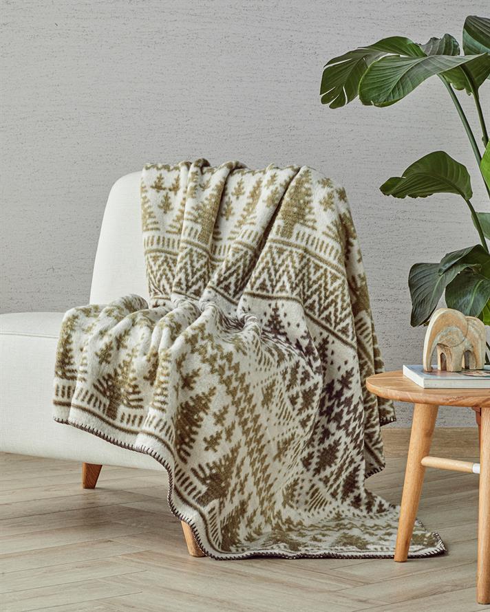 Noble pine Akrilik Pamuklu Tv Battaniye 130x170 cm Yeşil