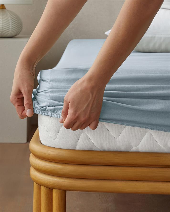 Novella Premium Pamuklu King Size Lastikli Çarşaf 180x200 cm Açık Mavi