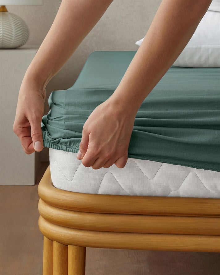 Novella Premium Pamuklu Tek Kişilik Lastikli Çarşaf 100x200 cm Koyu Seledon