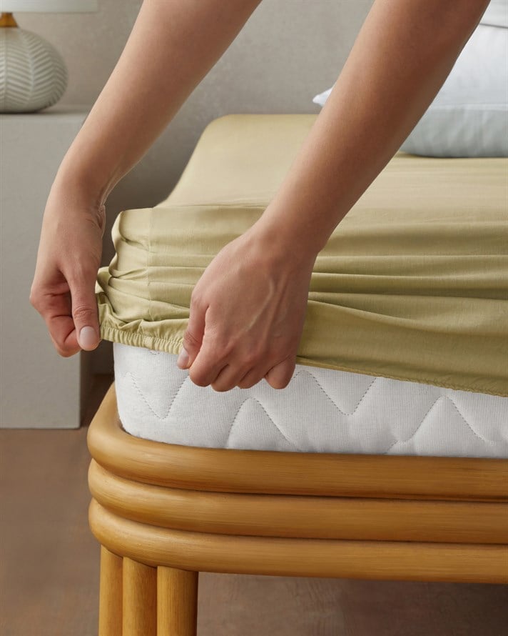 Novella Premium Pamuklu Tek Kişilik Lastikli Çarşaf 100x200 cm Açık Sarı