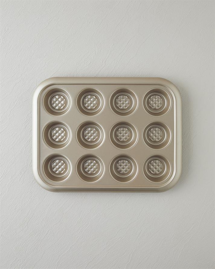 Patisserie Mimi Karbon Çelik Muffin Kek Kalıbı 38x29,5 cm Şampanya
