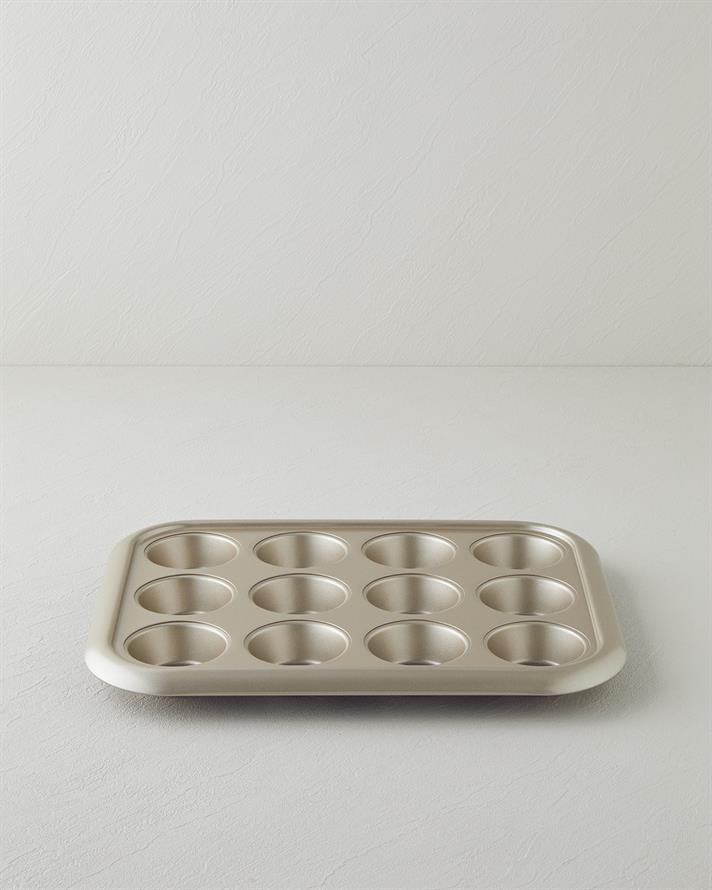Patisserie Mimi Karbon Çelik Muffin Kek Kalıbı 38x29,5 cm Şampanya