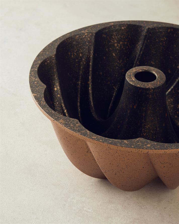 Patisserie Nera Döküm Kek Kalıbı 25 cm Gold