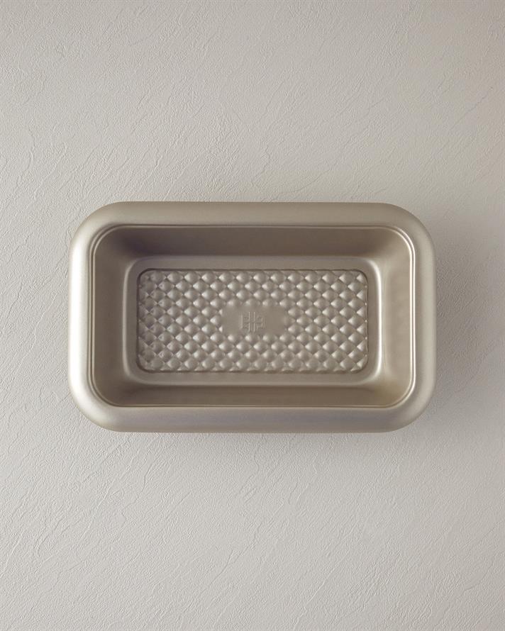 Patisserie Sigrid Karbon Çelik Baton Kek Kalıbı 28x17 cm Şampanya