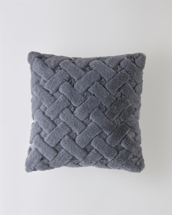 Peggy Pelüş Kırlent Kılıfı 45x45 cm Gri