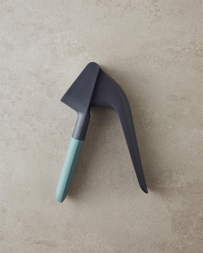 Pelle Paslanmaz Çelik Sarımsak Ezici 18 cm Yeşil