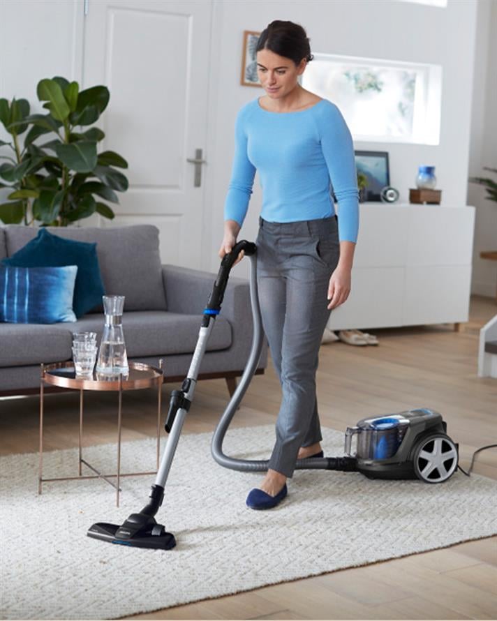 Philips 4000 Serisi FC9332/07 Toz Torbasız Süpürge + Philips 7000 Serisi DST7022/40 Buharlı Ütü