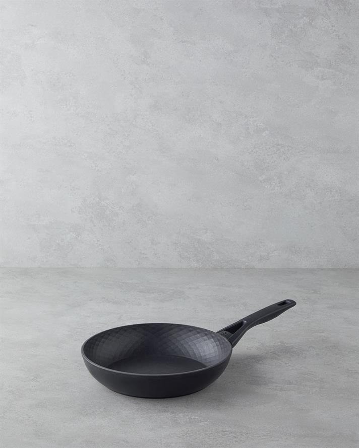 Pro Grade Premium İndüksiyon Tabanlı Tava Siyah