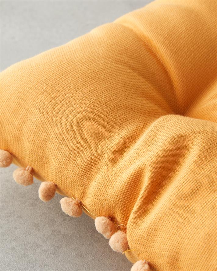 Puff Ponponlu Tekli Sandalye Minderi 40x40 cm Hardal