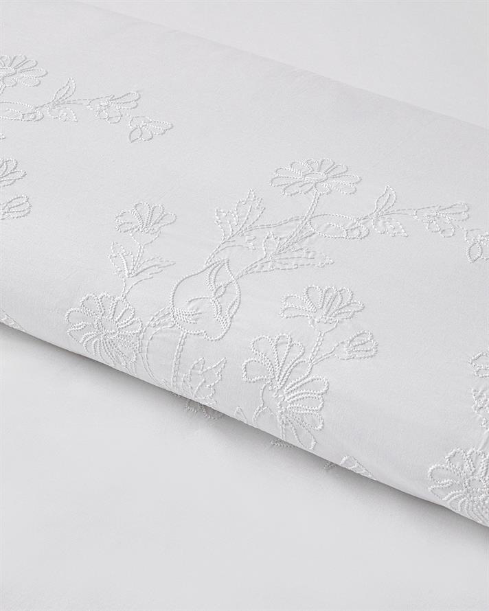 Pure Essence Nakışlı Pamuk King Size Nevresim Takımı 240x220 cm Beyaz