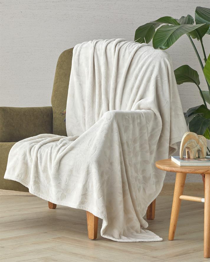 Ramona Jakarlı Pelüş Tv Battaniye 120x160 cm Krem