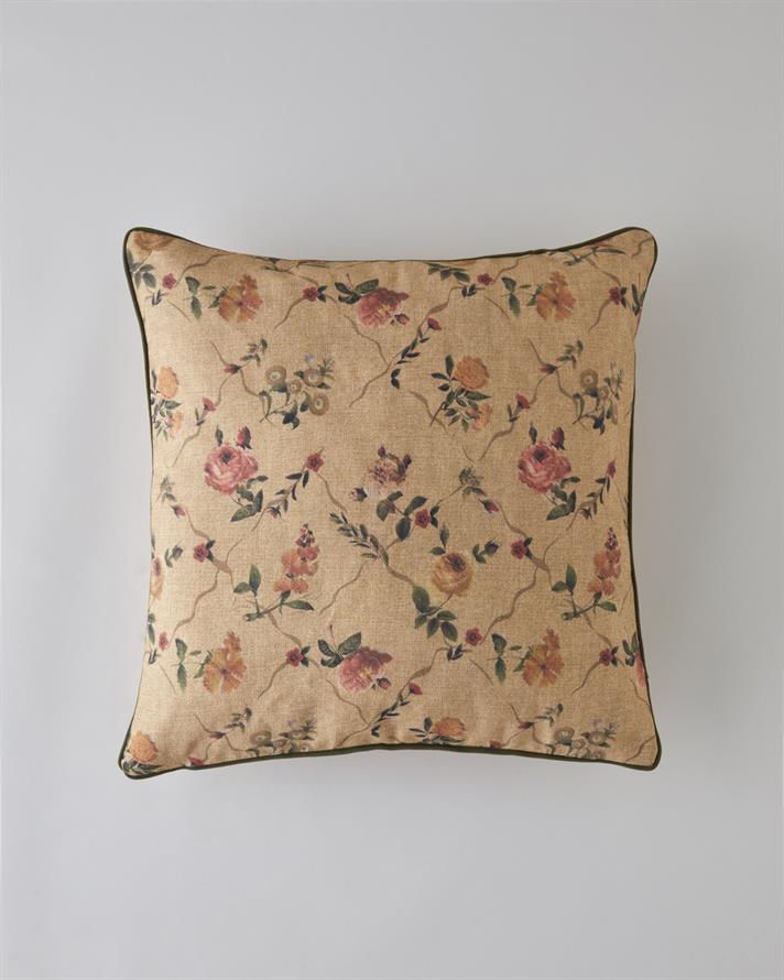Romantic Bloom Kırlent Kılıfı 45x45 cm Multicolor