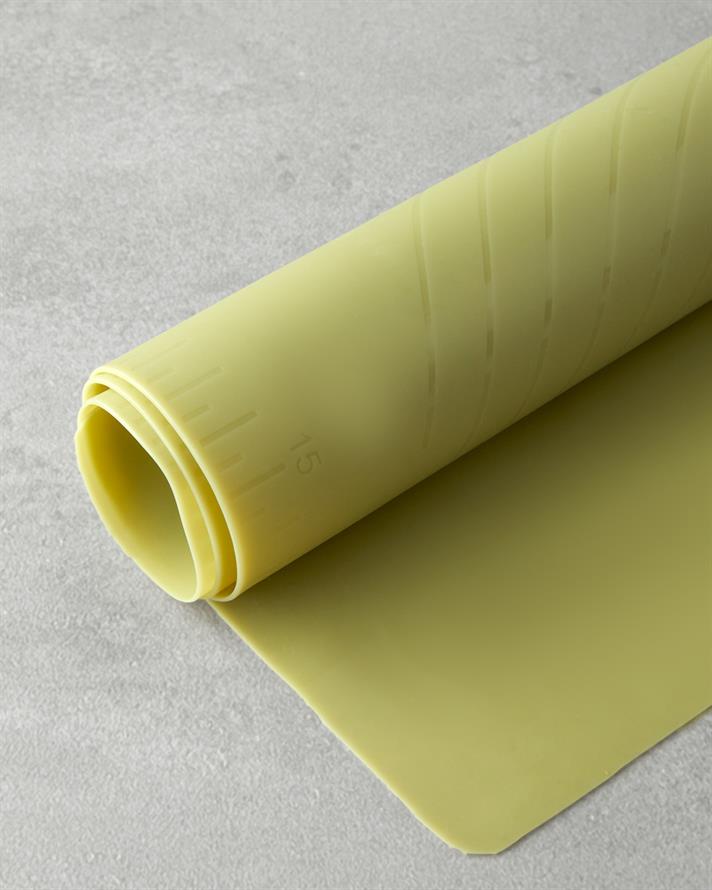 Samantha Silikon Hamur Matı Mutfak Gereci 50x40 cm Yeşil