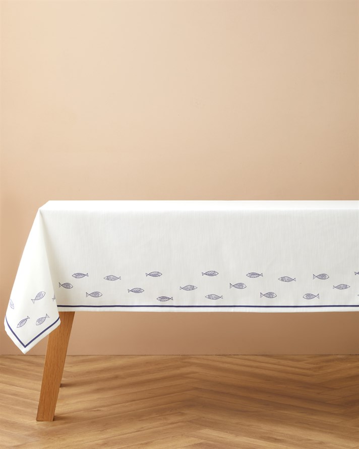 Seaside Whispers Masa Örtüsü 150x200 cm Beyaz - Lacivert