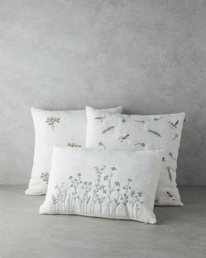 Serenita Nakışlı Dekoratif Kırlent 45x45 cm Ekru