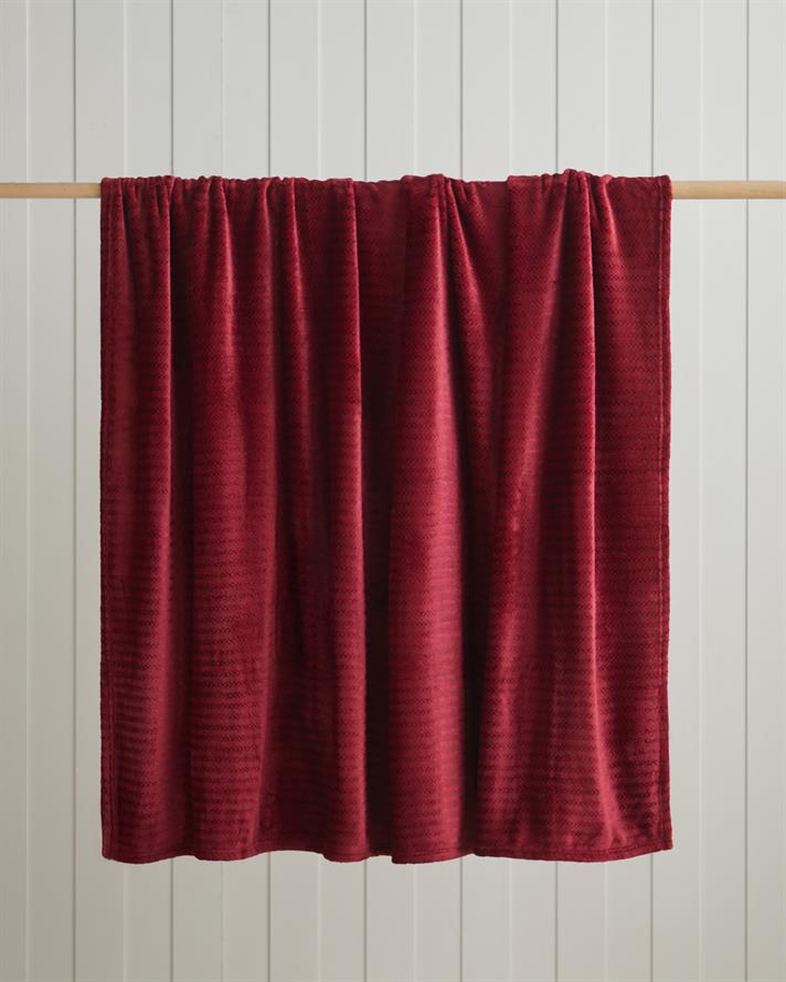 Shiny Lines Floşlu Supersoft Tek Kişilik Battaniye 150x200 cm Koyu Kırmızı