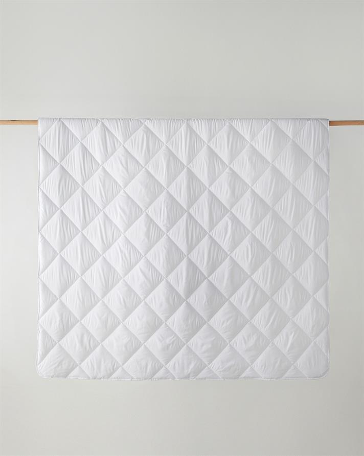 Siesta Mikrofiber Çift Kişilik Yorgan 195x215 cm Beyaz