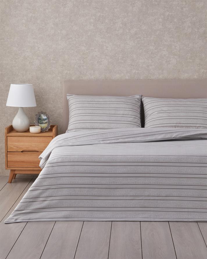 Sleek Lines Kolay Ütülenir Çift Kişilik Nevresim Takımı 200x220 cm Gri