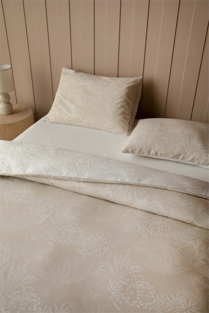Soft Flourish Krep King Size Çarşaflı Nevresim Takımı 240x220 cm Bej