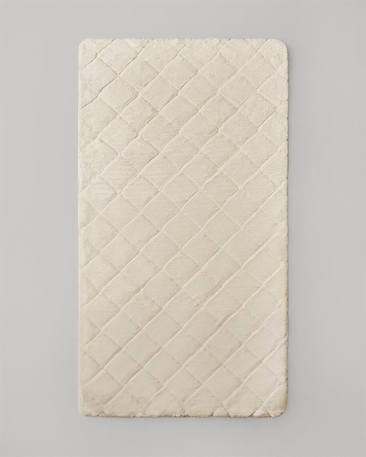 Soft Touch Rabbit Pelüş Halı Bej