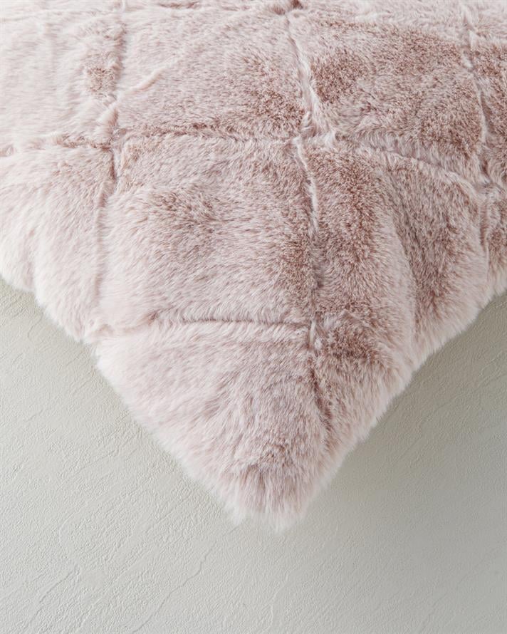 Soft Touch Rabbit Pelüş Kırlent Kılıfı Pudra