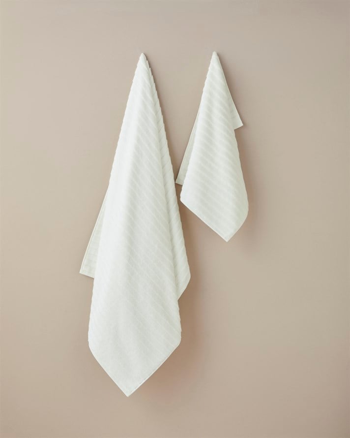 Softline Pamuk Banyo Havlusu 90x150 cm Beyaz