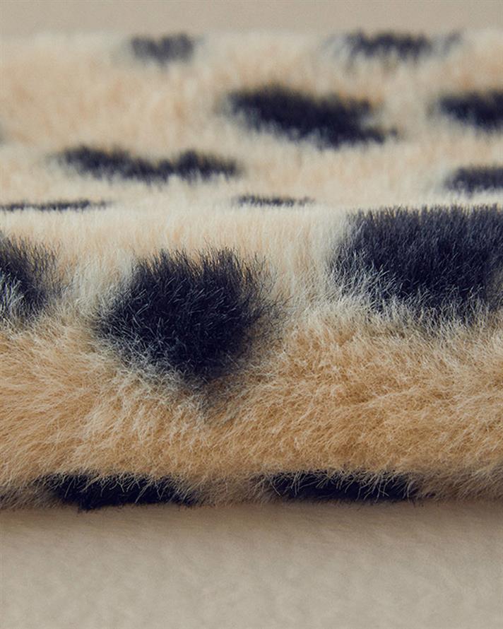 Spotty Sıcak Su Torbası 72x12 cm Krem-Siyah