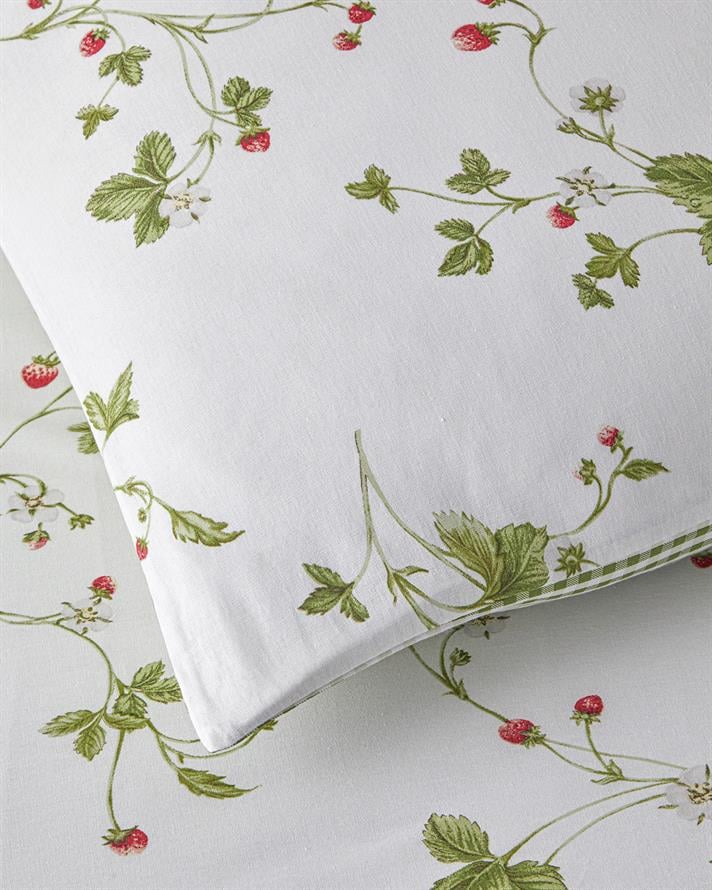 Strawberry Pamuk Tek Kişilik Çarşaflı Nevresim Takımı 160x220 cm Yeşil – Kırmızı