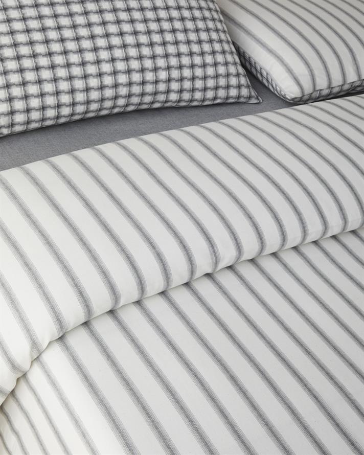 Swirl Check İpliği Boyalı Tek Kişilik Nevresim Takımı 160x220 cm Siyah