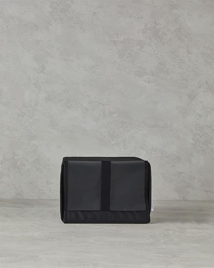 Sylvia Kutulu Hurç Siyah