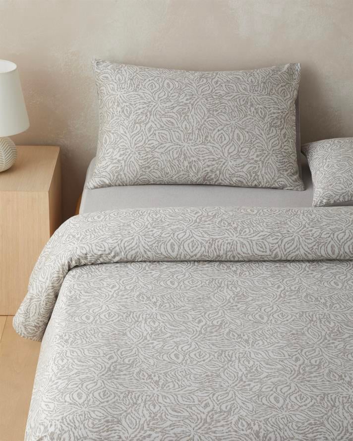 Terra Soul Jakarlı Çift Kişilik Çarşaflı Nevresim Takımı 200x220 cm Bej